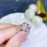 Fashion Flower Style Lovely Moissanite Diamond Rings for Women Jewellery Engagement 925 Silver Gold Plated Ring