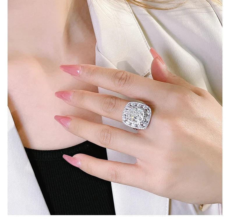 Impressive Luxury Vintage Broken Ice Cut Big Ring Inlaid with AAAAA High Carbon Diamonds Luxury Jewellery - The Jewellery Supermarket