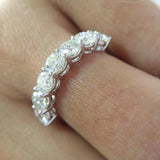Attractive 0.7ctw 3mm DF Round Cut Moissanite Diamond Engagement & Wedding Ring - The Jewellery Supermarket