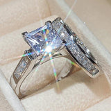 *NEW* Dazzling Square AAA+ Cubic Zirconia Diamonds Luxury Fashion Wedding Ring Set - The Jewellery Supermarket